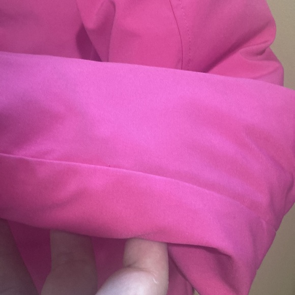 Women’s medium summit pink Montebello Parka - in excellent condition asking $750 - Picture 7 of 8